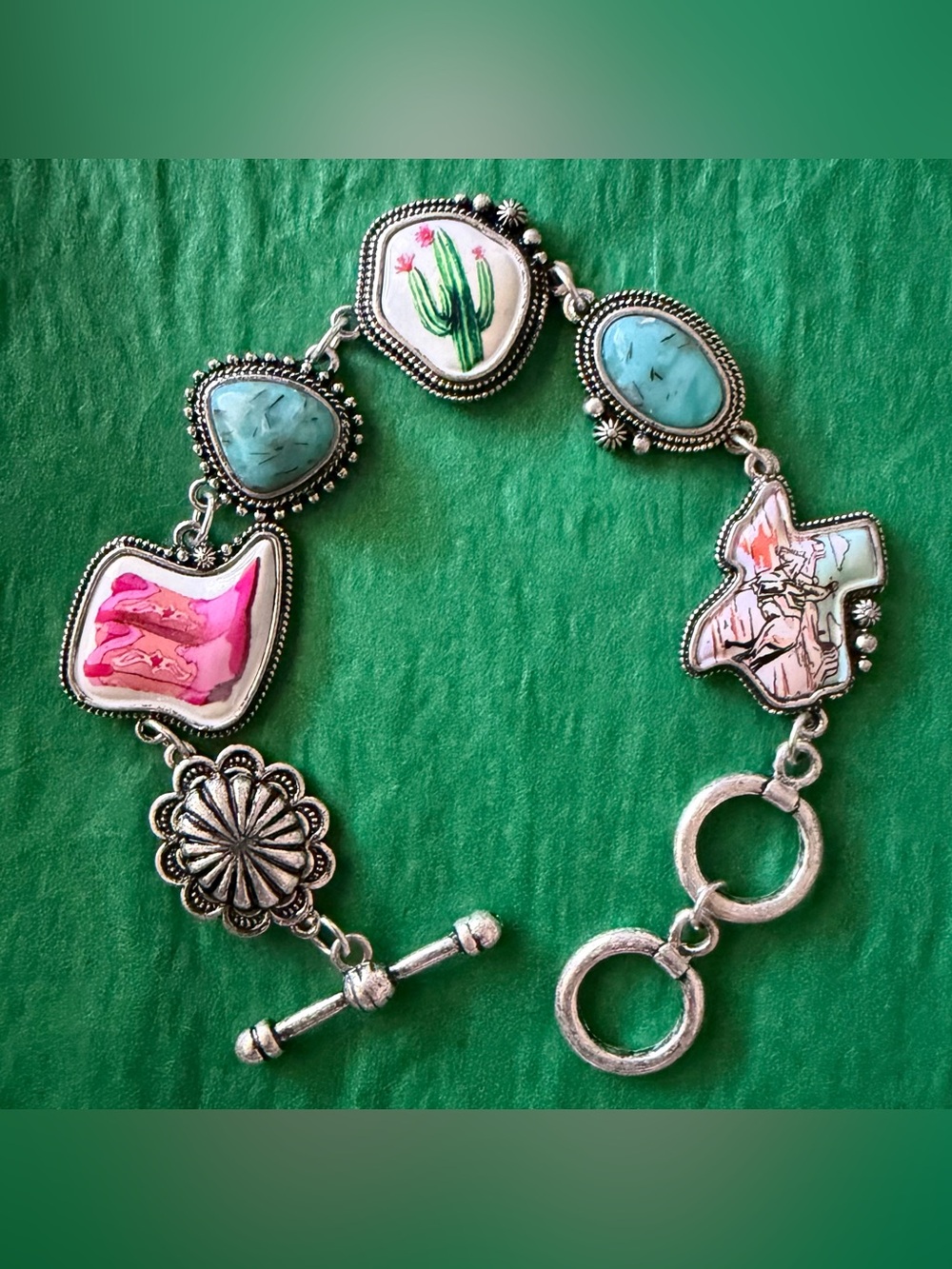 Country Western Retro Vintage Style Charm Bracelet